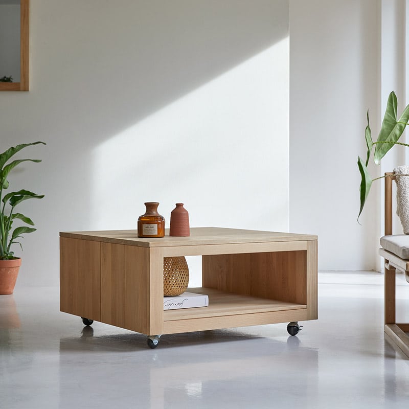 Lire la suite à propos de l’article Une table basse en bois au design rectangulaire